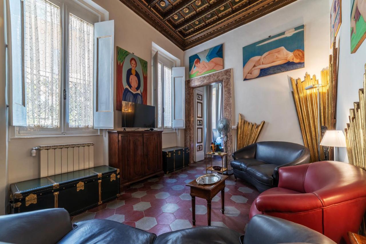 Pantheon Apartment - L'Angolo Nascosto Dei Quadri Rome Bagian luar foto