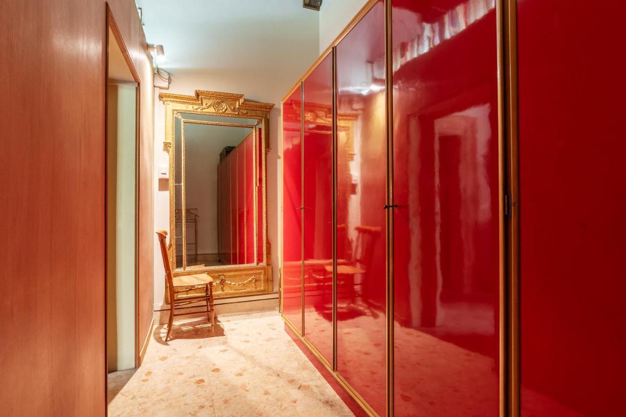 Pantheon Apartment - L'Angolo Nascosto Dei Quadri Rome Bagian luar foto